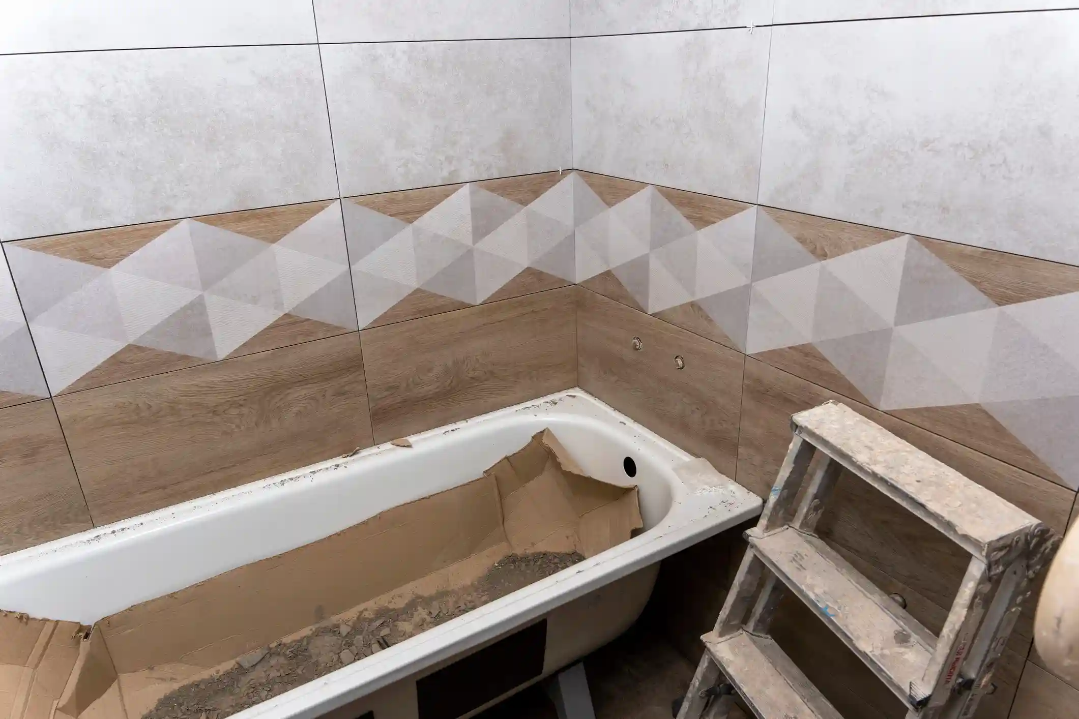 What Causes Bathtub Surfaces To Deteriorate in Charlotte, NC